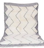 Basic Instincts Vintage Moroccan Rug 5'x9' (Wool)