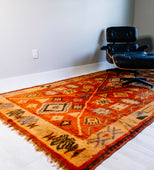 Treasure Map Vintage Moroccan Rug 5'9"x10' (Wool)