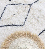 Cookies N' Cream Vintage Moroccan Rug 6'x8' (Wool)