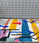 Fragi-le Vintage Moroccan Rug 6'x9' (Wool)