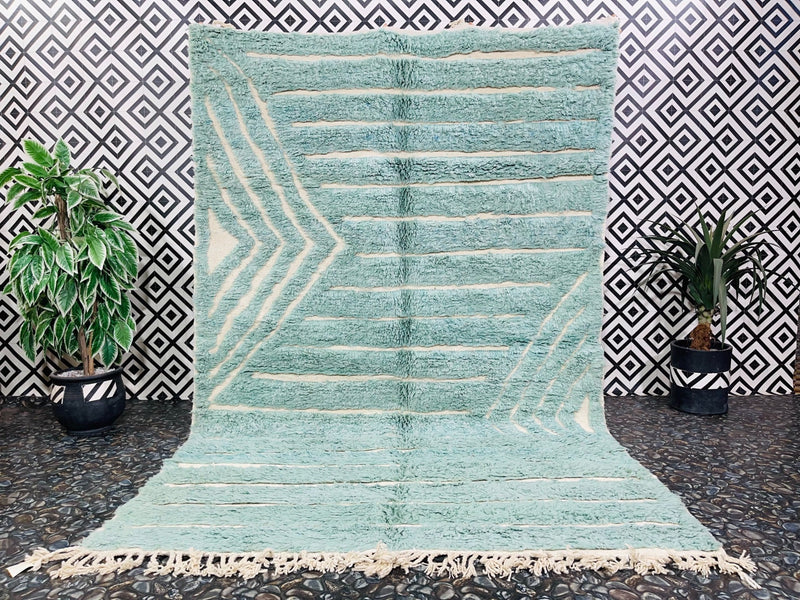 Girl's Best Friend Vintage Moroccan Rug 6'x10' (Wool)